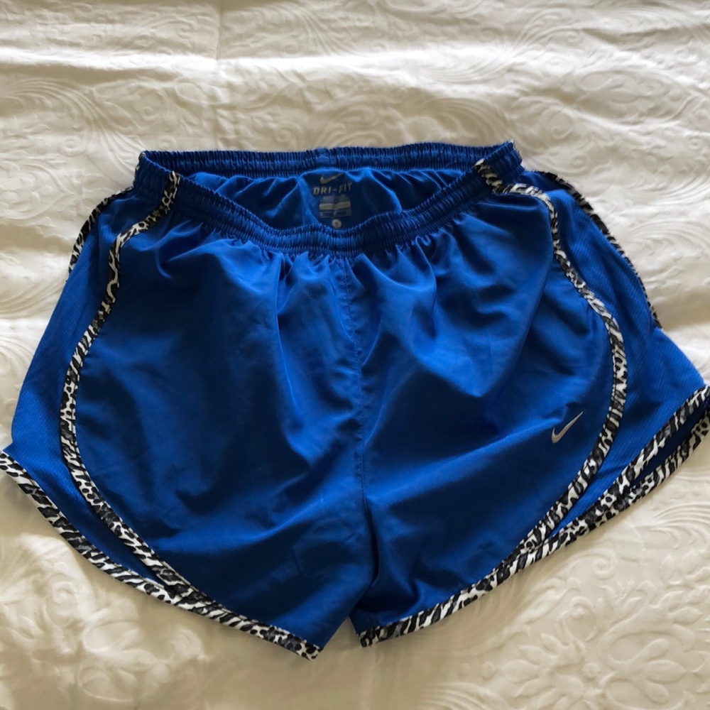 Running shorts